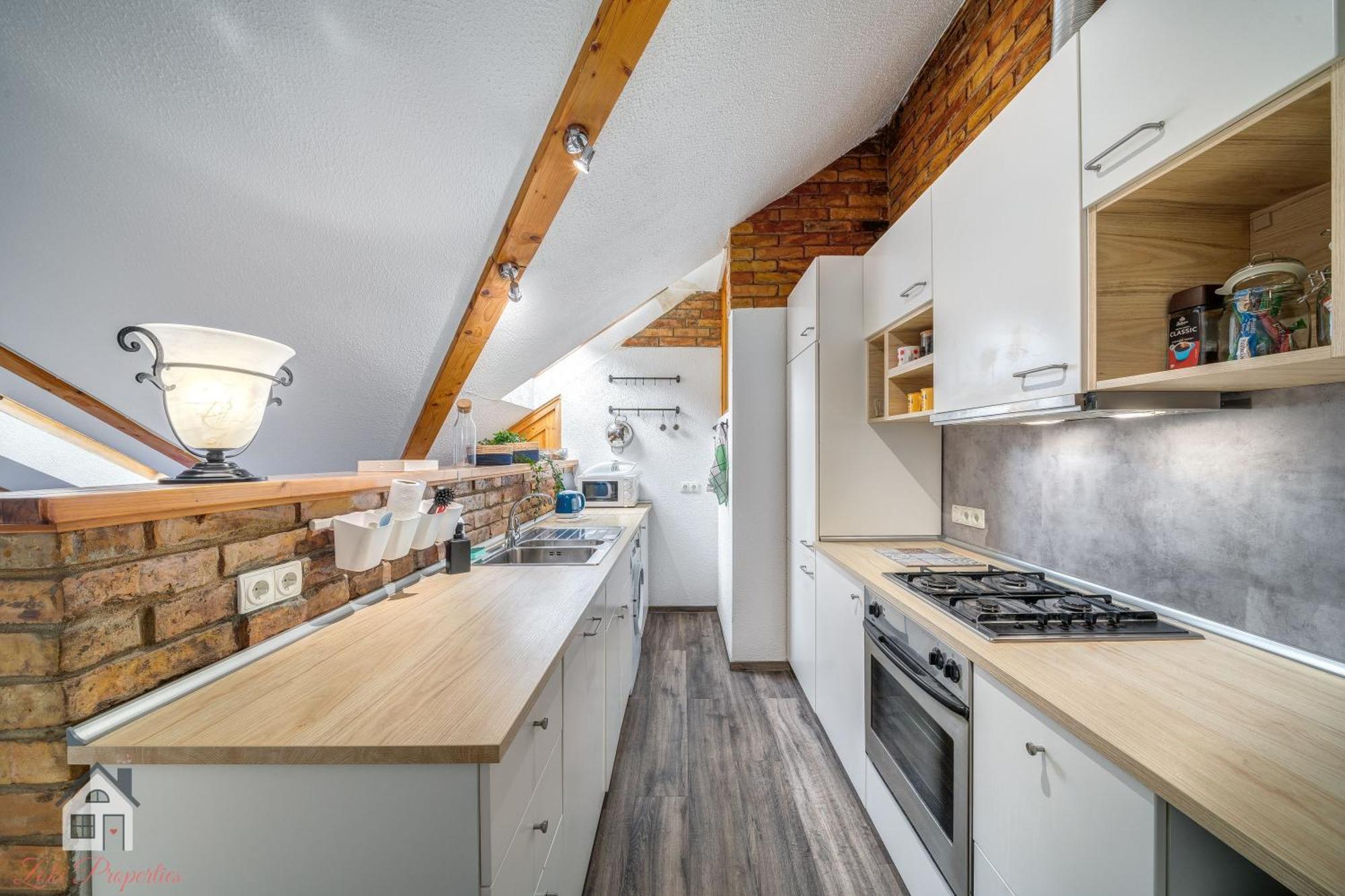 Acme Guest house *
